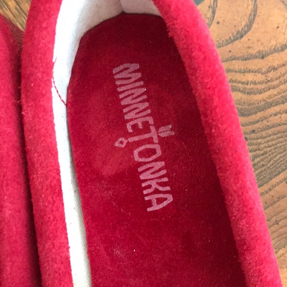 Minnetonka Girls Red Glitter shoes size 2,3,4 NWOT - Picture 3 of 8
